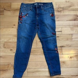 Embroidered Blue Women's Jeans (Potential Craft Materal)
